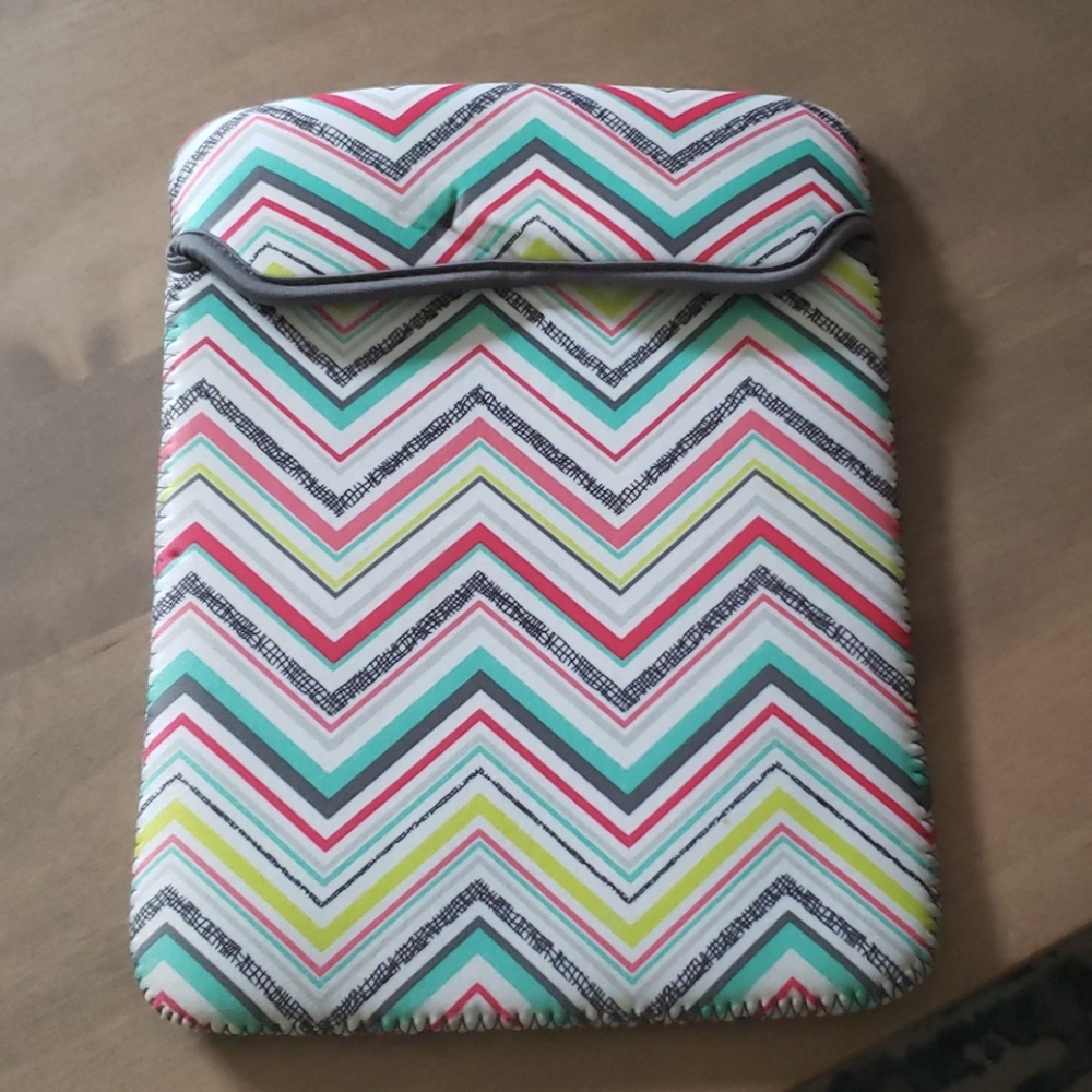 Thirty-one Tablet Sleeve